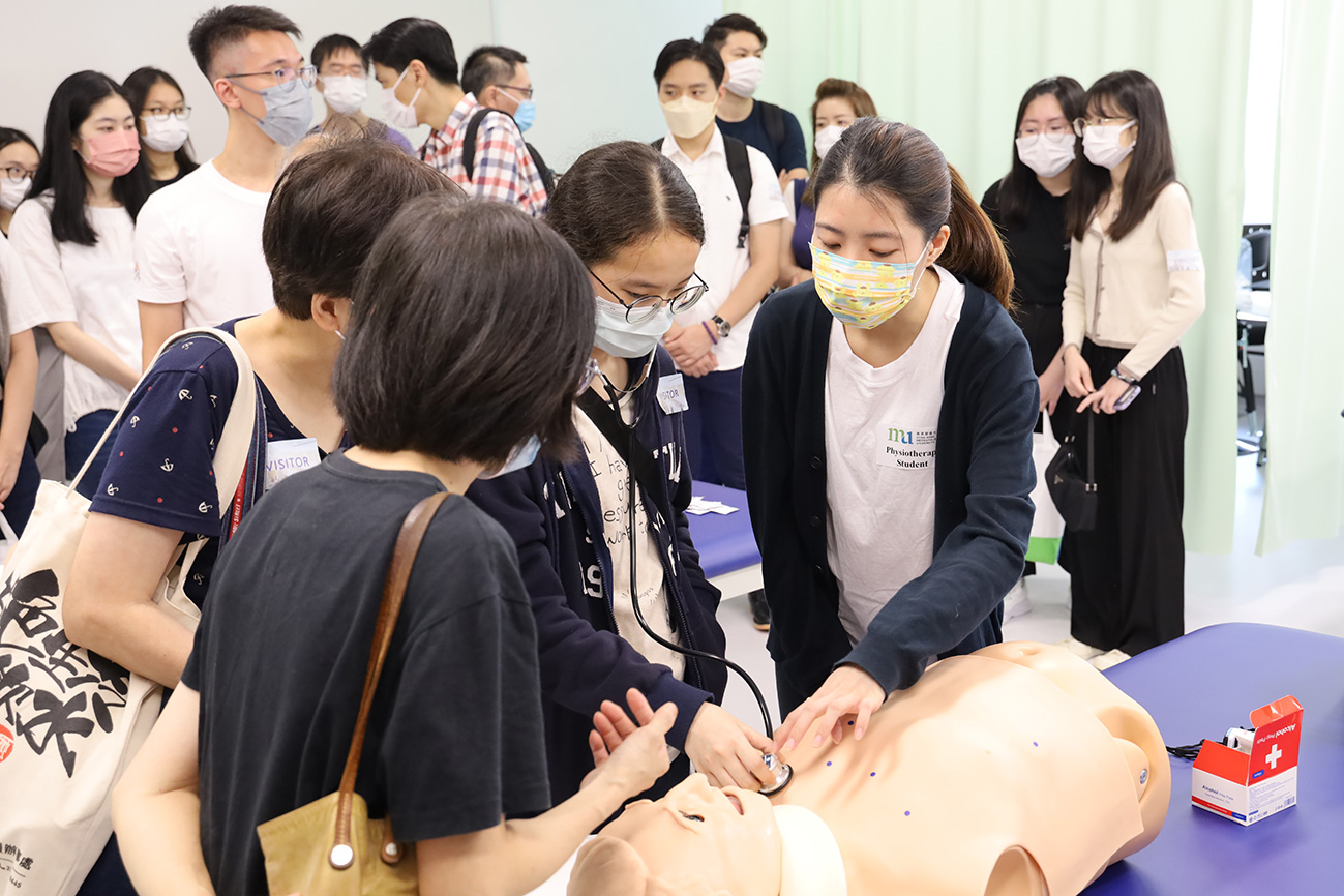 Lab Tour in JUPAS InfoDay